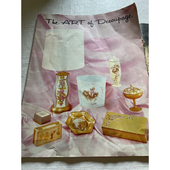 Vintage Singer Home Decoration Guide & The Art Of Decoupage Booklets - Picture 2 of 9